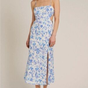 En Creme Floral Back Tie Midi Dress